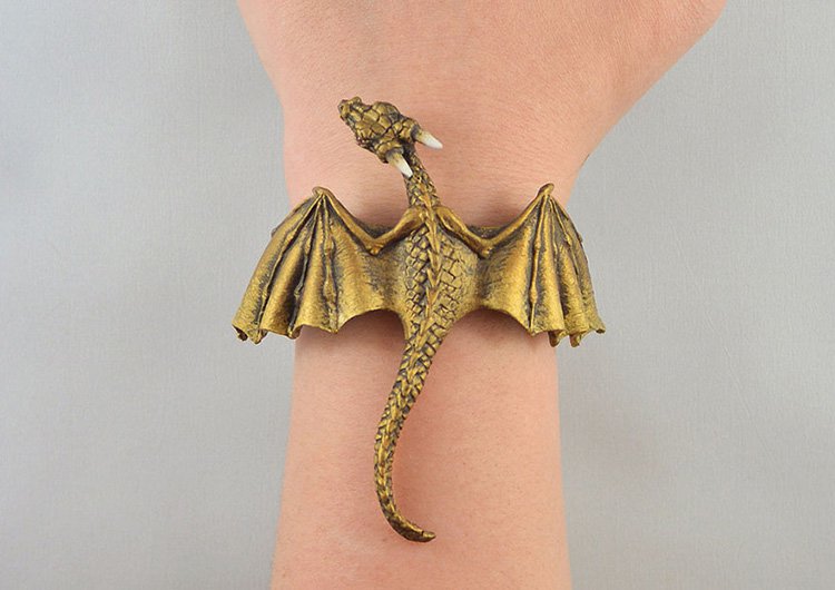 gold-dragon-bracelet