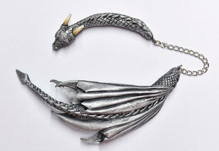 silver-dragon-necklace