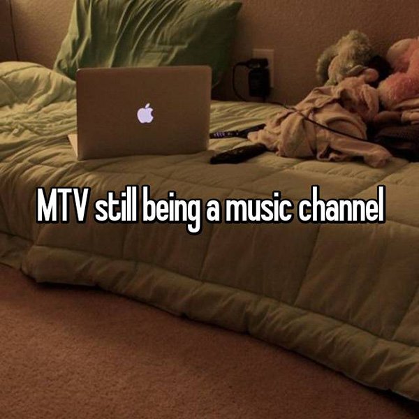 90s nostalgia mtv was a music channcel