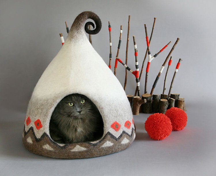 my-felted-world-felt-tipi-house