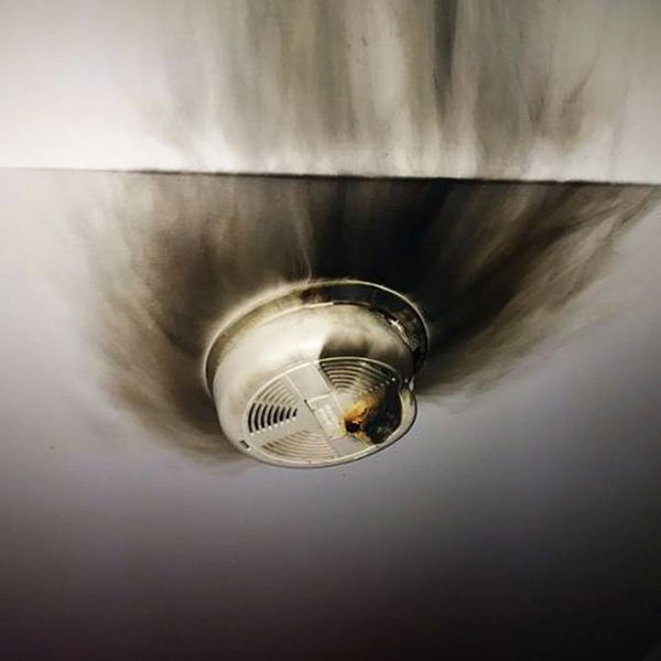 annoying-uncomfortable-images smoke detector burnt