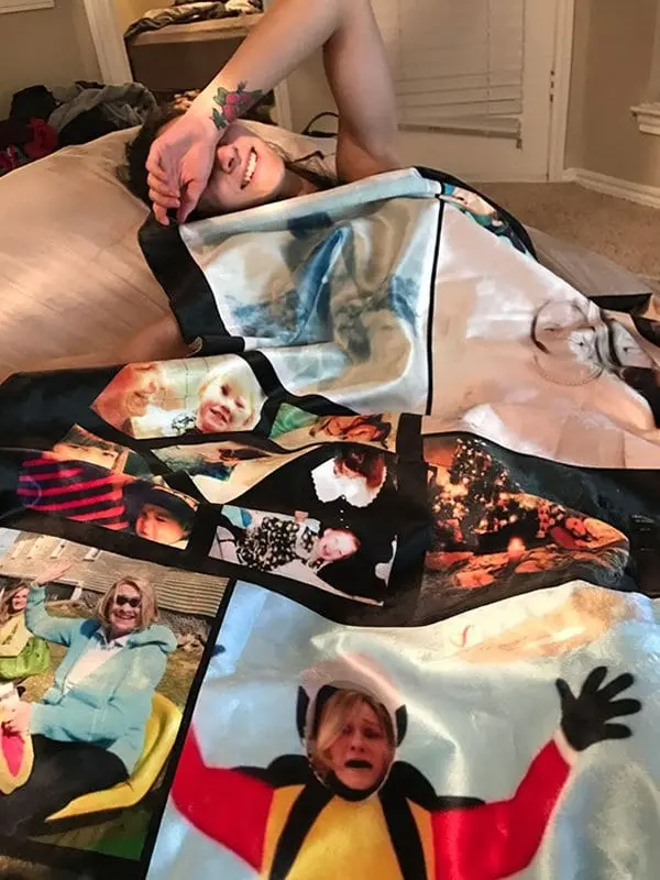 funny-christmas-gifts-family-collage-blanket