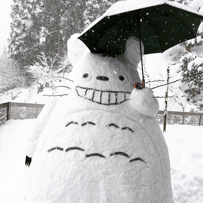 japan snow sculptures totoro