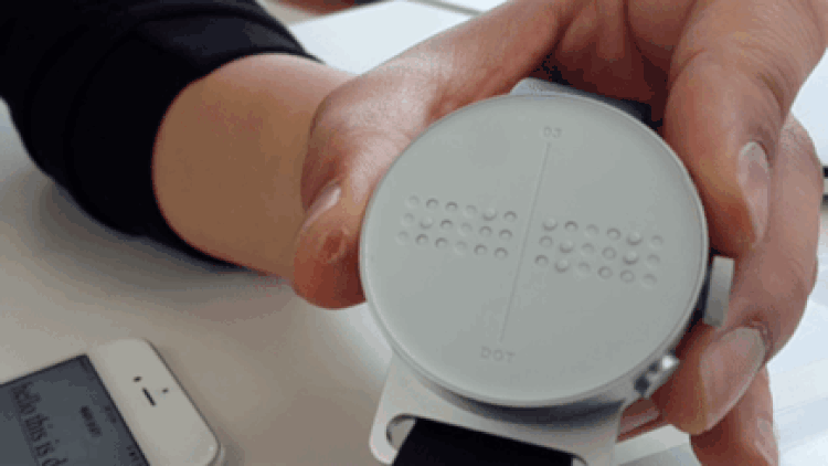 braille watch in action