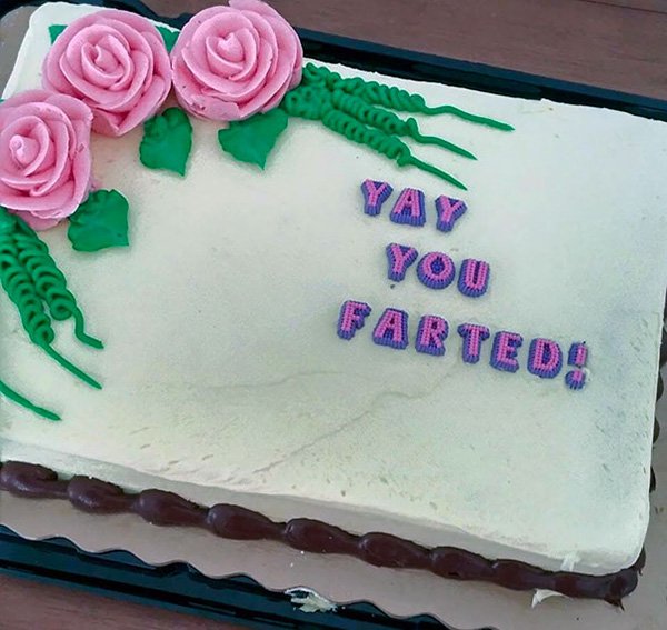 funny-couples yay you farted cake