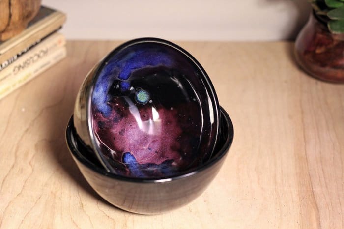 galaxy-inspired-ceramics bowls