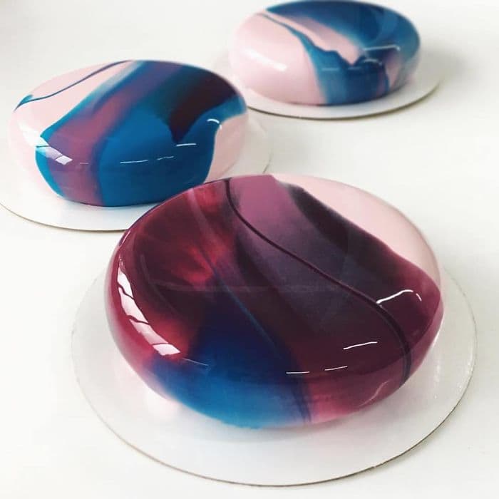 mirror marble mousses pinks and blues