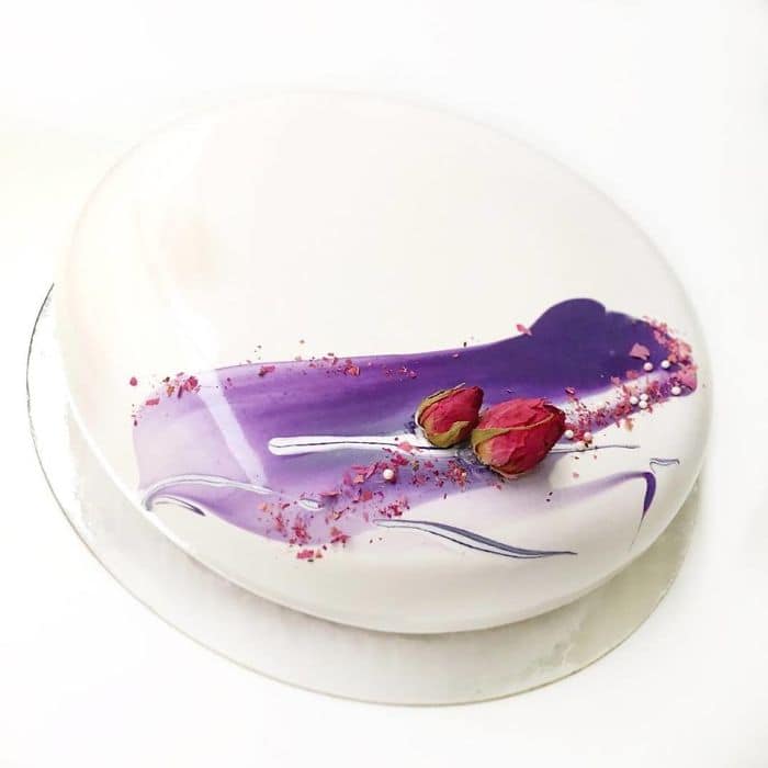 mirror marble mousses white and purple