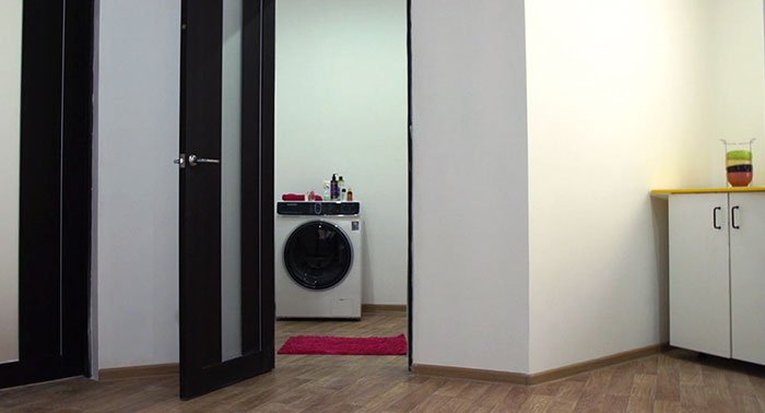 3d-printed-house-apis-cor wash room