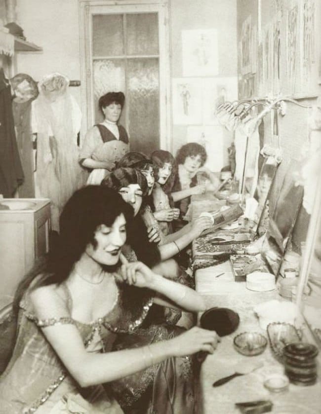 rare historical photographs moulin rouge dressing room