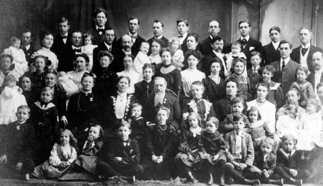 rare historical photographs russian woman 69 children