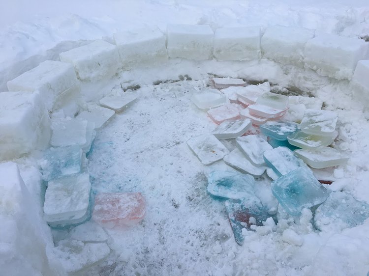 building an igloo flooding