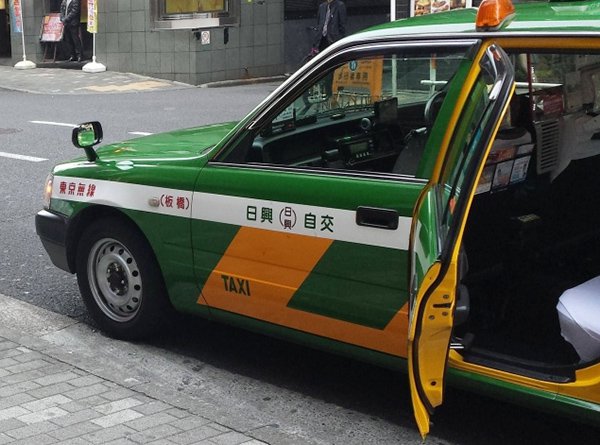 automated taxi doors