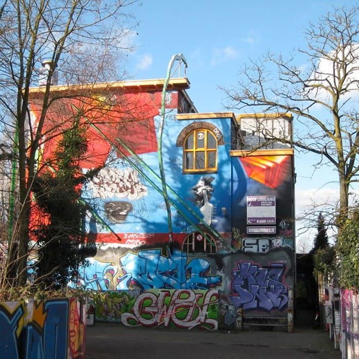 30 years graffiti peeled off doornroosje building