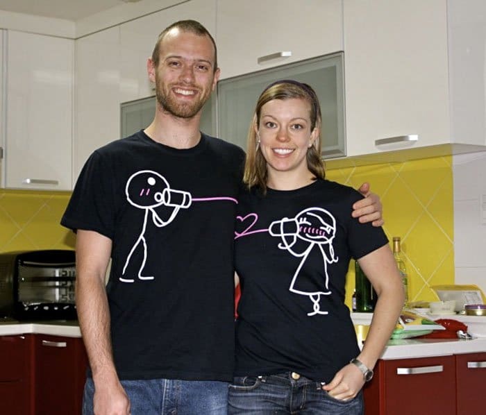 Awesome T-Shirt Pairs tin phones