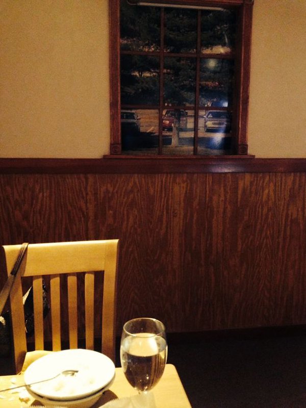 Bar And Restaurant Fails fake windows