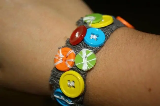 Genius Ideas For Odd Socks simple bracelet