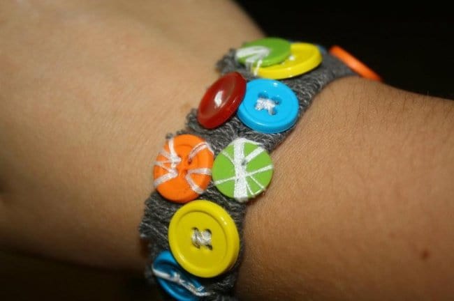 Genius Ideas For Odd Socks simple bracelet