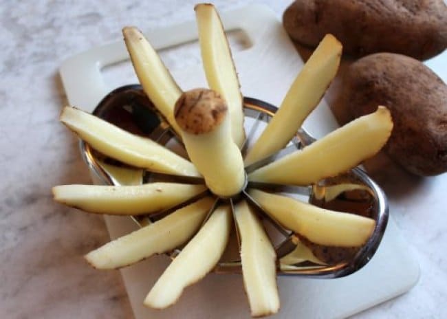 Ingenious Life Hacks apple slicer for potatoes