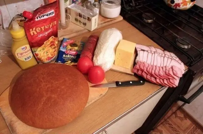 New Ways To Eat Your Favorite Snacks sandwich rye bread