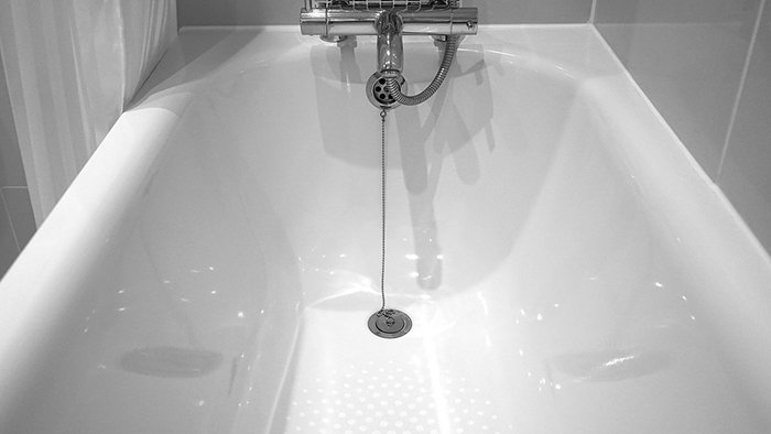 bad shower habits clean bath tub
