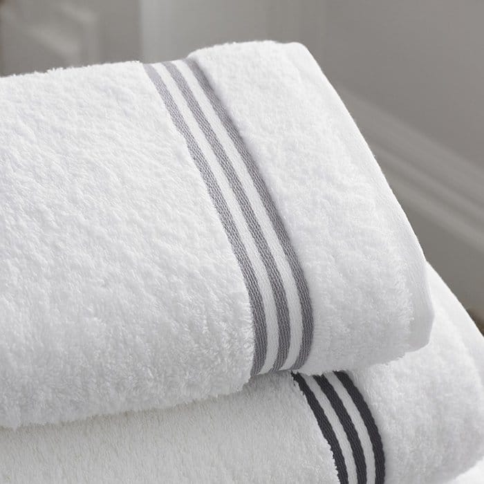 bad shower habits towels