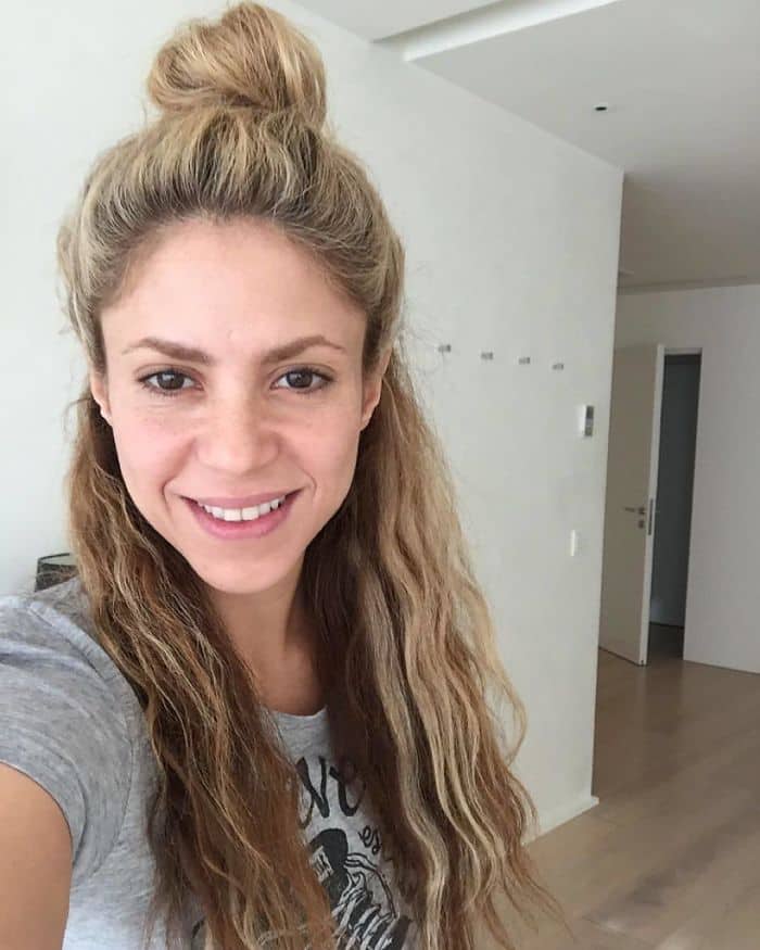 Celebrities Without Make Up shakira