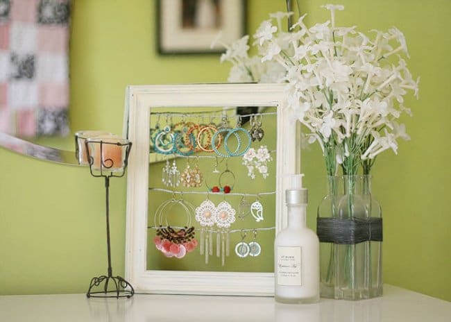 Ideas For Where To Store Things frame earring holder