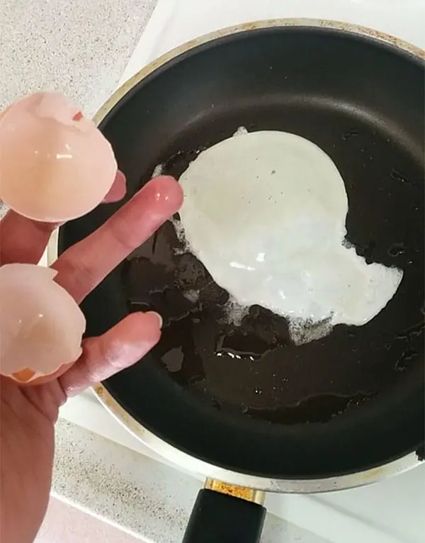 Times People Lost The Food Lottery egg with no yolk