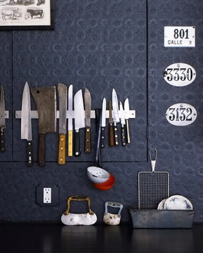 Ways To Organize Your Home magnetic rack for knives