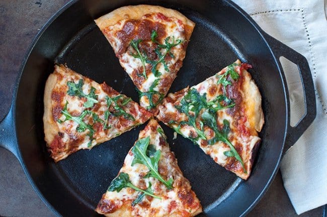 Brilliant Kitchen Tricks reheat pizza in frying pan
