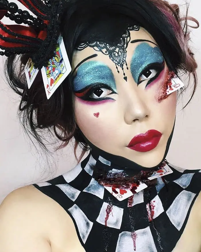 Optical Illusions With Makeup queen of hearts