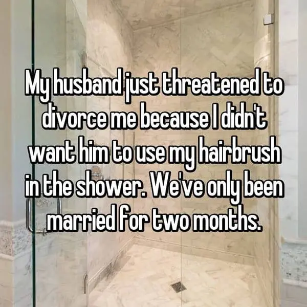 People Reveal The Times They Were Threatened With Divorce hairbrush