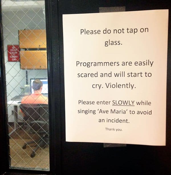 Pictures That Perfectly Sum Up The Office Life it door sign