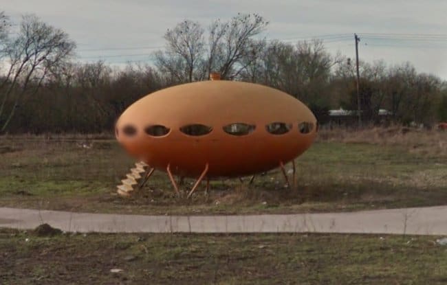 Interesting Things That Were Found On Google Maps spaceship