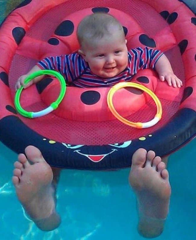 Photos That Will Trick Your Brain baby with large feet