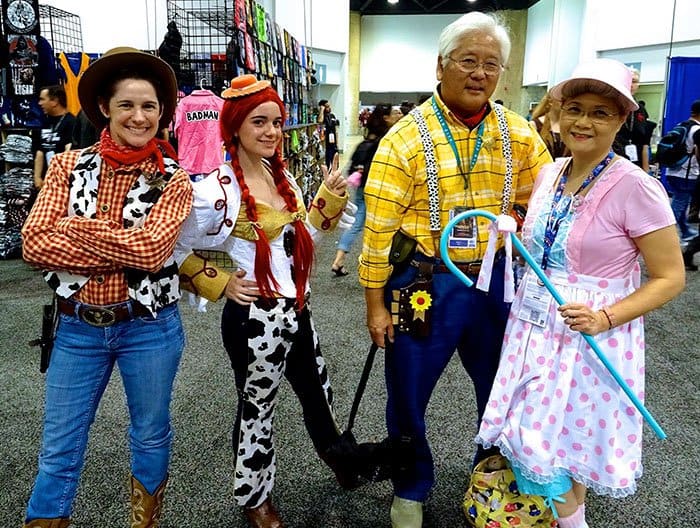 Retired Couple Wins The Internet With Their Cosplay Skills woody and little bo peep