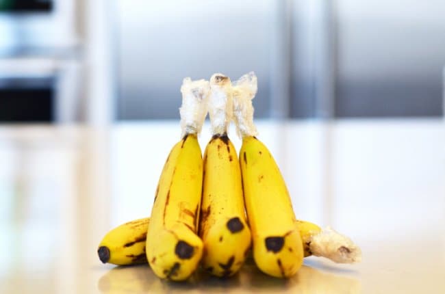 Simple Things That Many Of Us Are Doing Wrong storing bananas