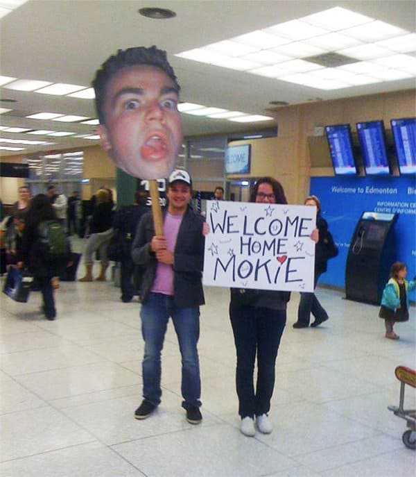 Airport Pick Up Signs welcome home