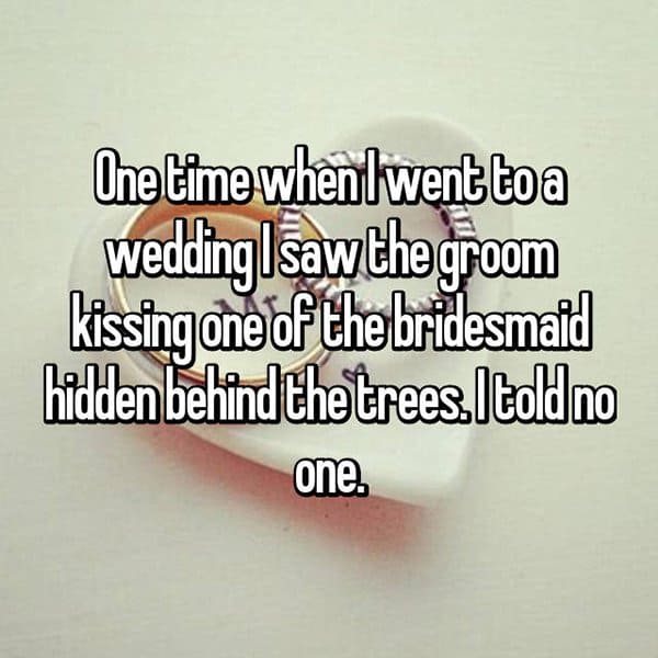 Awkward Wedding Incidents groom kissing bridesmaids