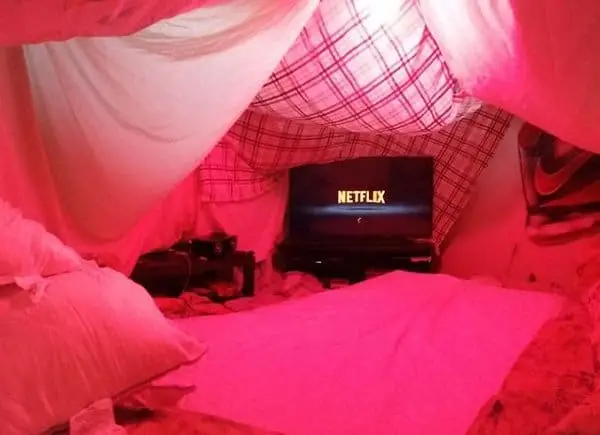 Boyfriends And Husbands Who Raised The Bar adult pillow fort