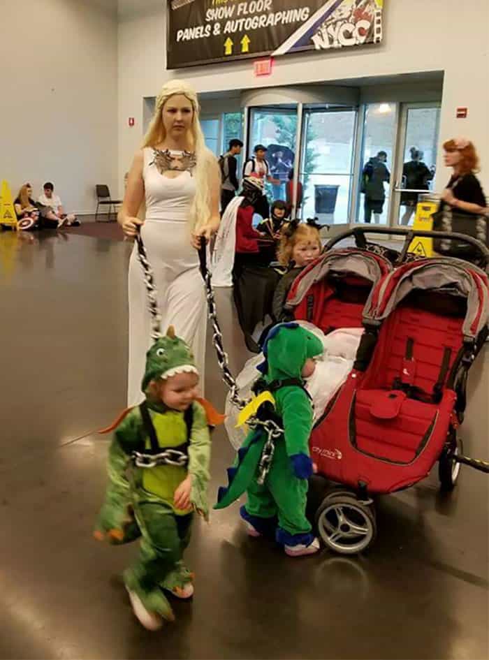 Halloween Costumes mother of dragons