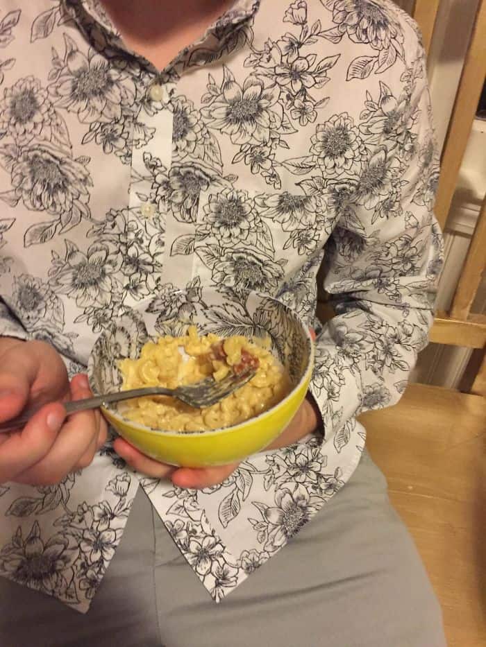Things That Line Up Perfectly shirt pasta bowl