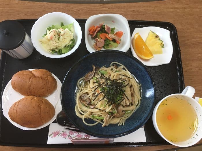 hospital-meals-japan-maternity mushroom pasta