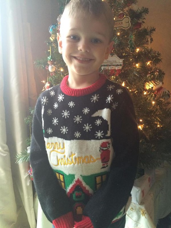 parents-are-posting-their-most-epic-fails merry christmas jumper