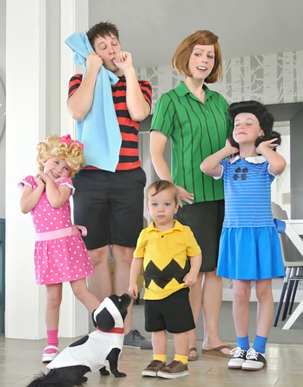 Family Halloween Costumes peanut gang