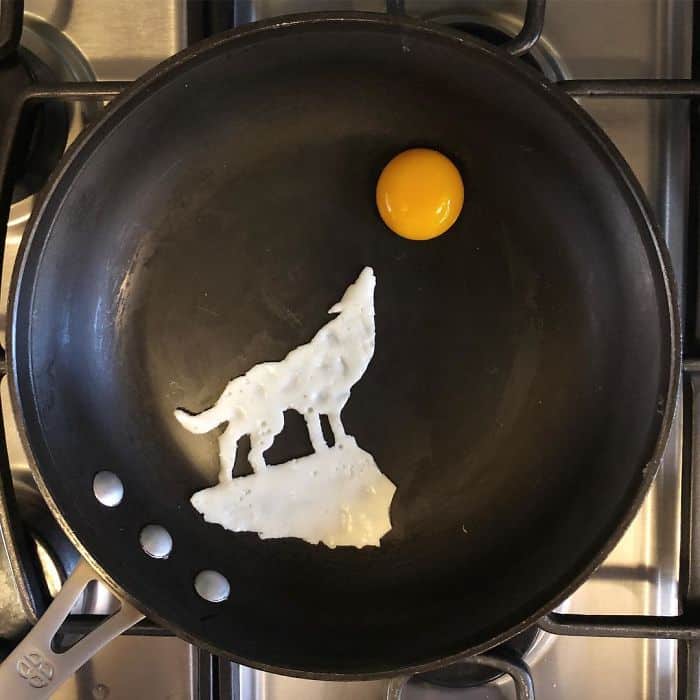 Breakfast Eggs Into Works Of Art wolf howling
