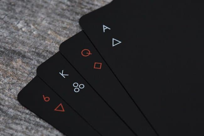 Impressive Inventions minimalist playing cards