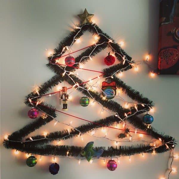 wall-christmas-tree