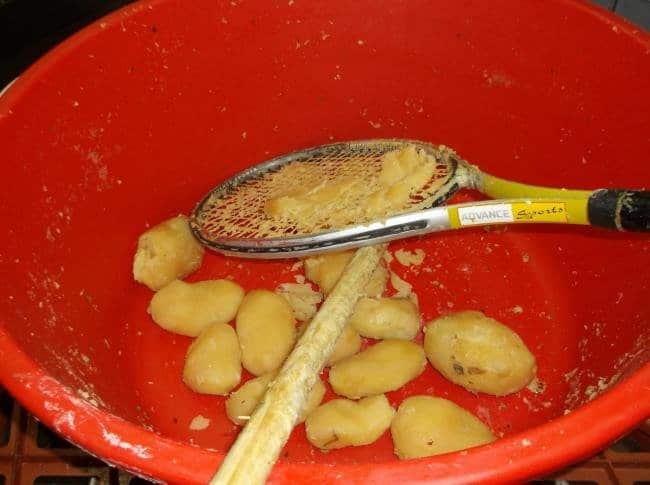 Advice From The Internet Fails mashing potatoes with tennis racket